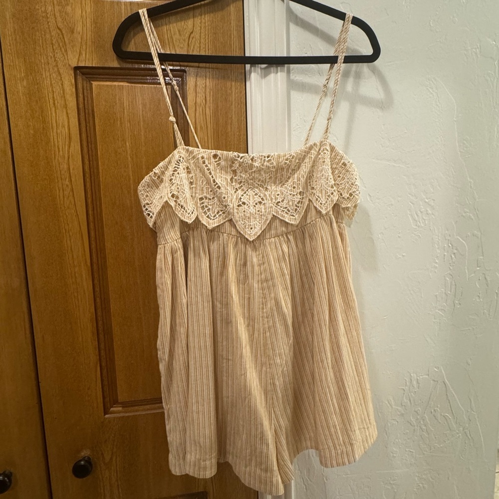 Free People romper. NWOT. Size XS.